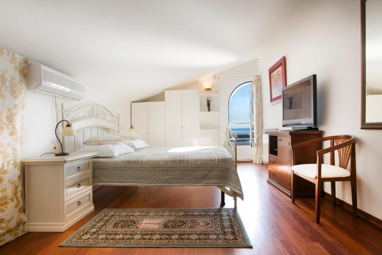 Apartment Royal